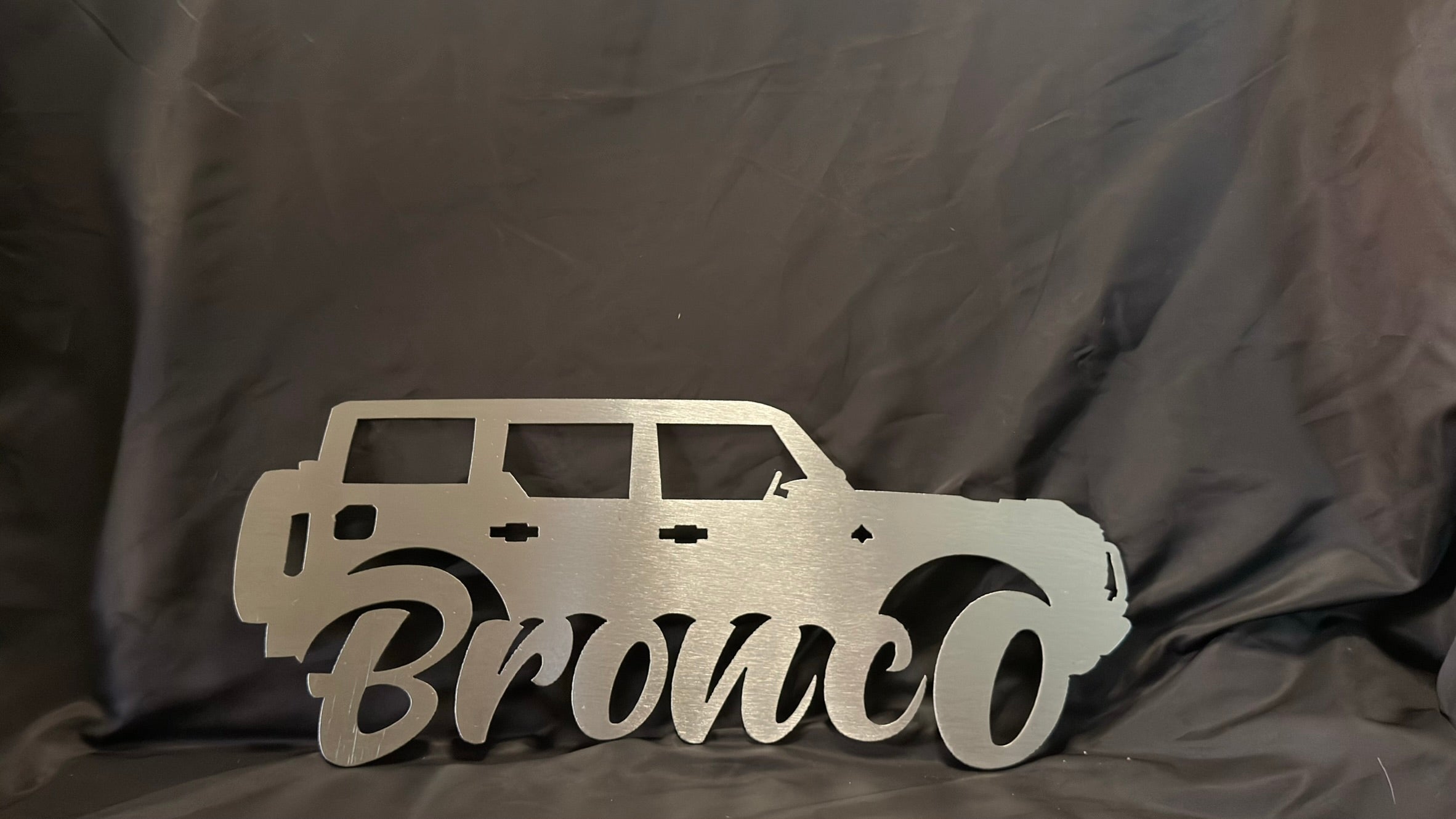 6th Gen 4 Door Bronco Metal Sign